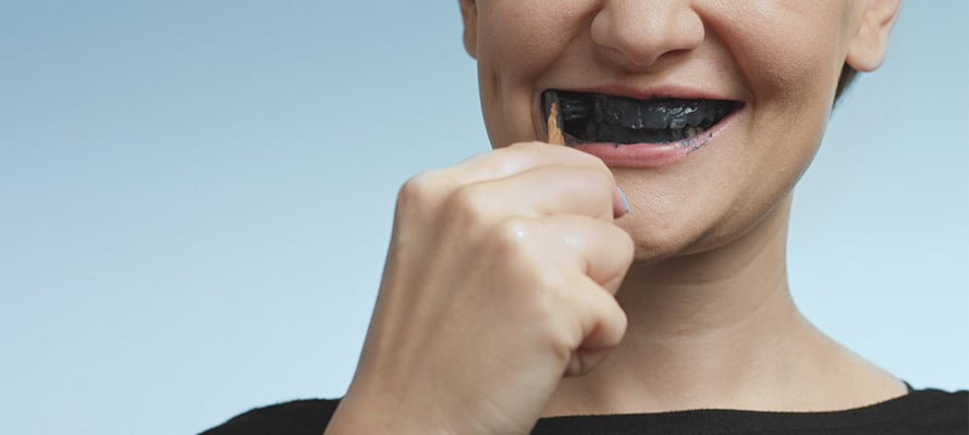 Does Charcoal Toothpaste Work_ The Research Says_